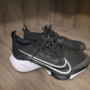 Men's 8.5 Nike Tempo Zoom X Running shoe
